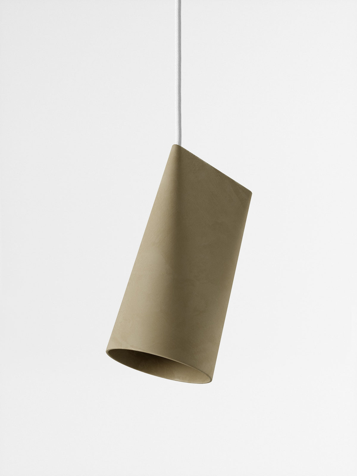 Ceramic Pendelleuchte – Schmal – MOEBE – Ansicht 18