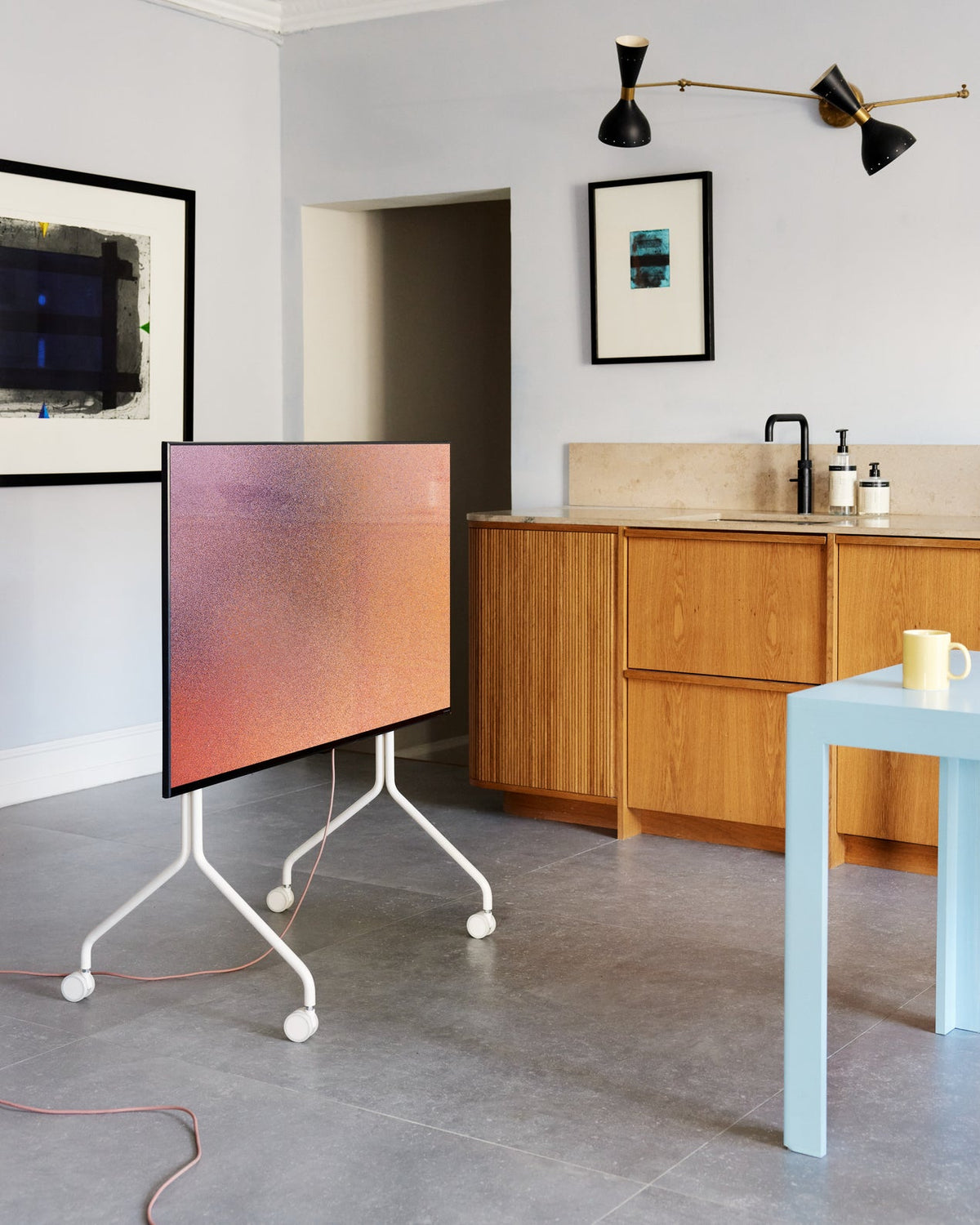 Moon TV-Stand - Pearl – Pedestal – view 4