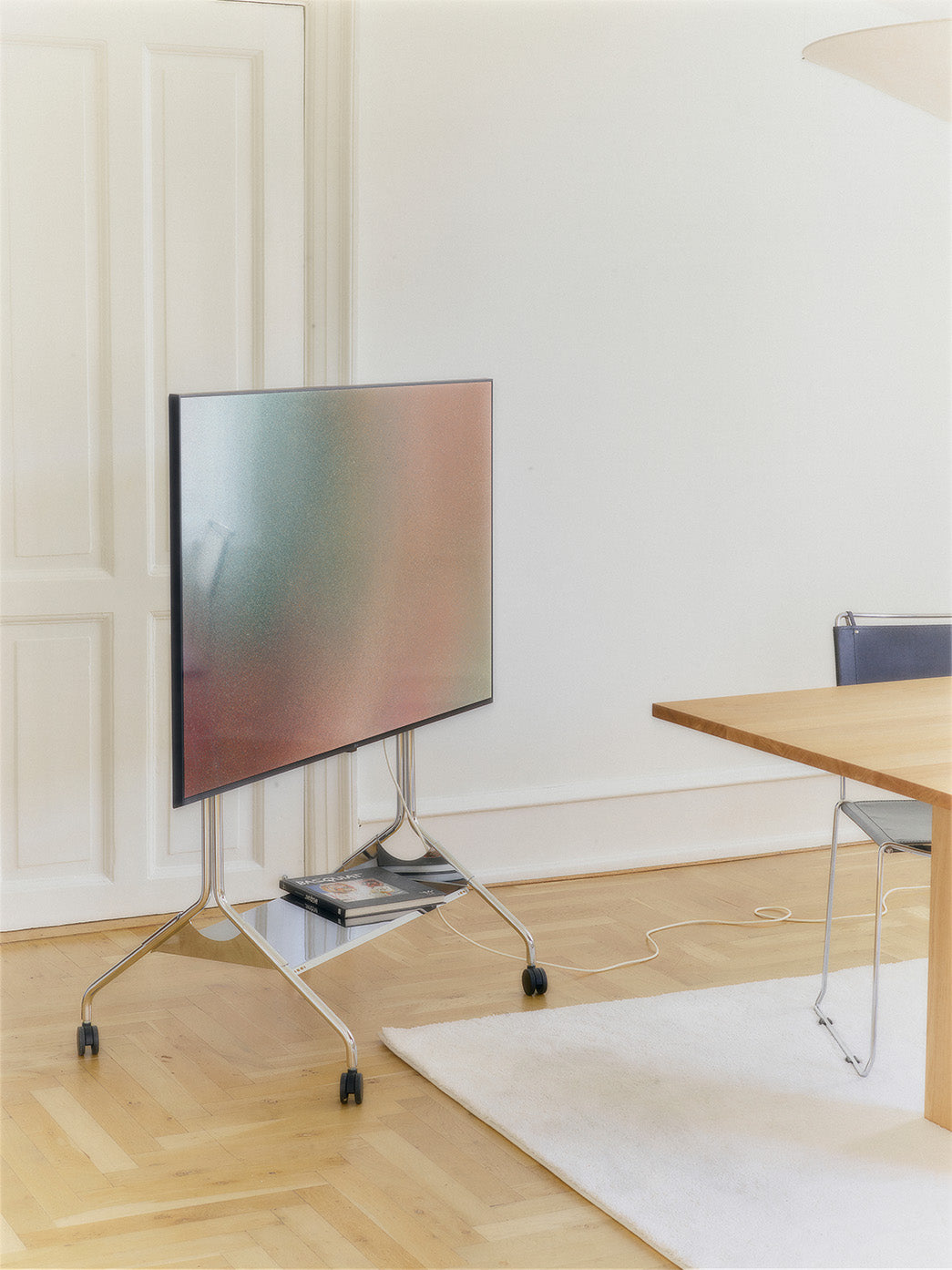 Moon Tall TV-Stand - Pearl – Pedestal – view 5