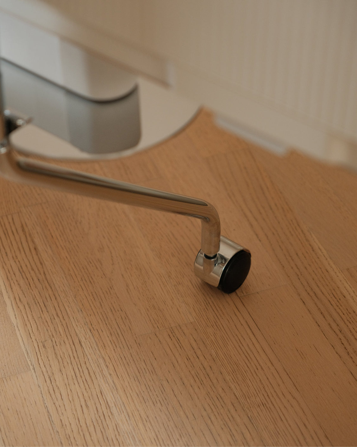 Rollen - Chrom – Pedestal – Ansicht 3