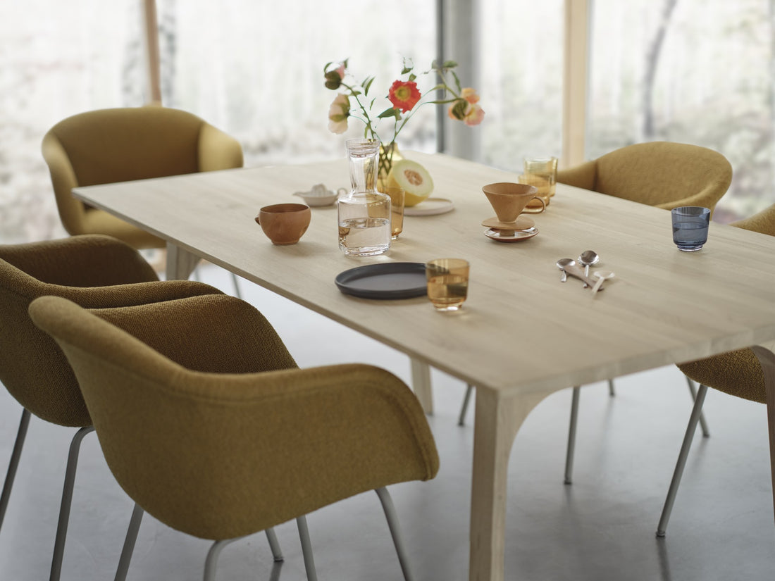 Earnest Extendable Table - Dining Tables - Muuto