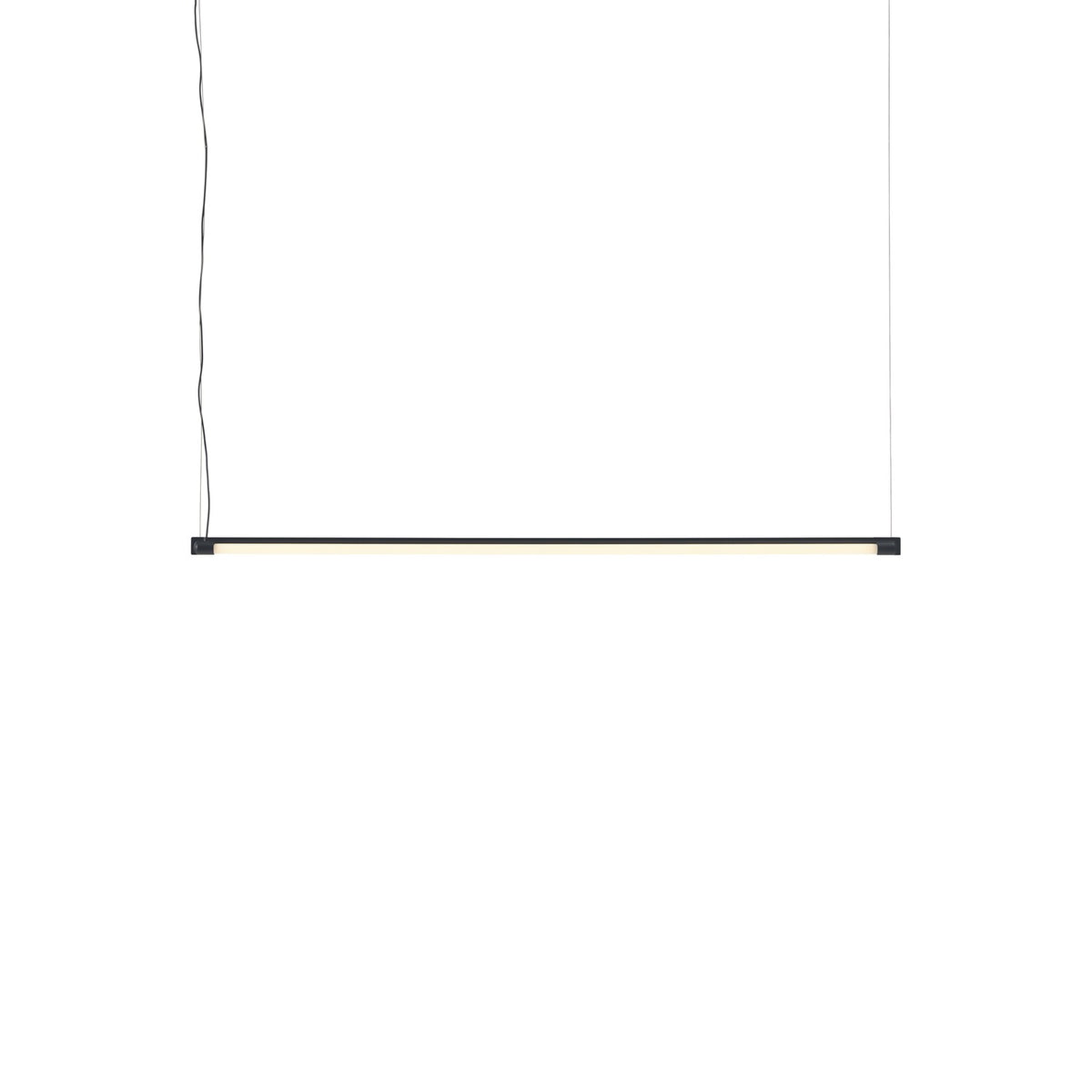 Fine Suspension Lamp - 120 cm, Black - Pendant Lights - Muuto