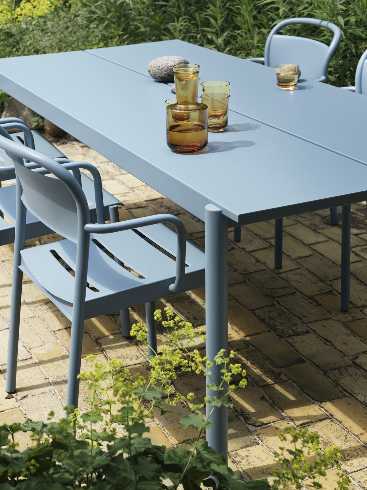 Linear Steel Armchair - Outdoor Dining Chairs - Muuto