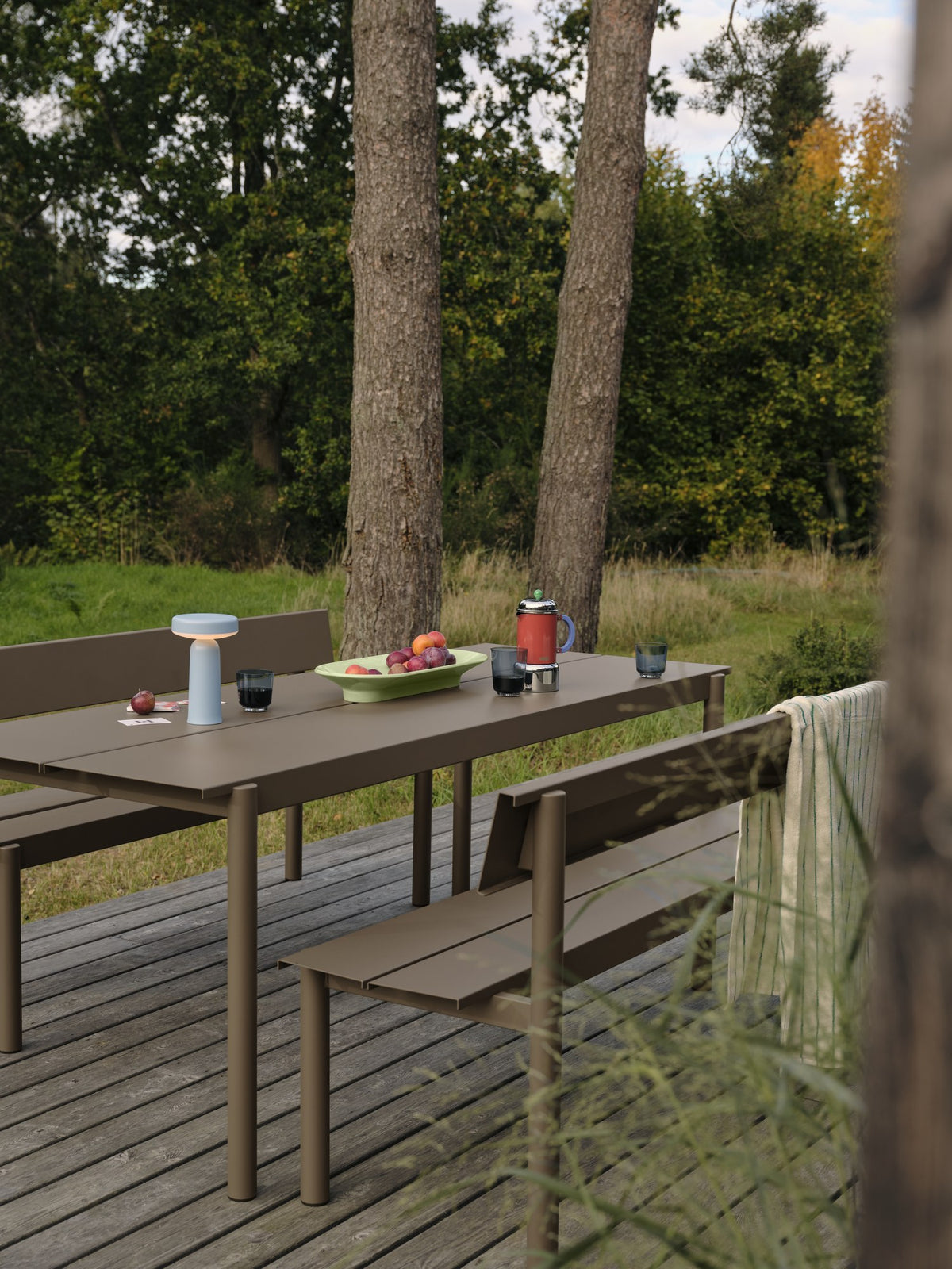 Linear Steel Bench with Backrest - Outdoor Benches - Muuto
