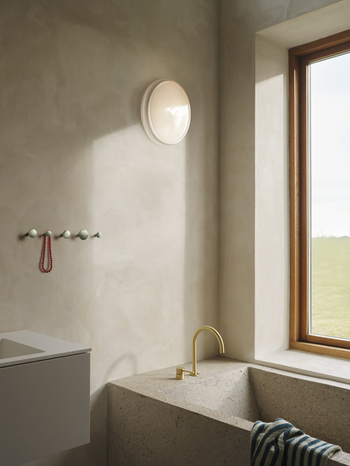 Looped Wall/Ceiling Lamp - Wall Lights - Muuto