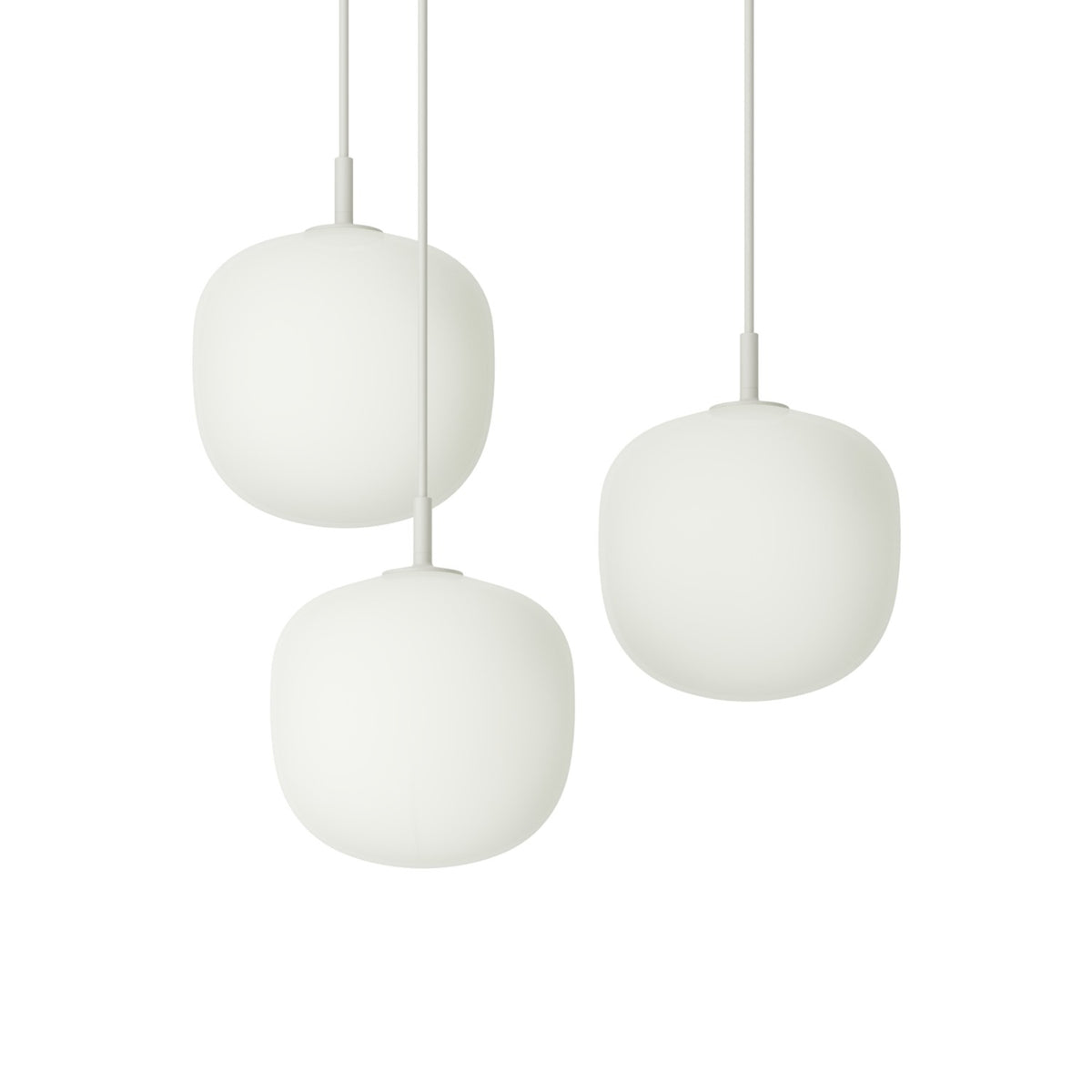 Rime Pendant Cluster - 3 × Ø 18 cm, White - Pendant Lights - Muuto