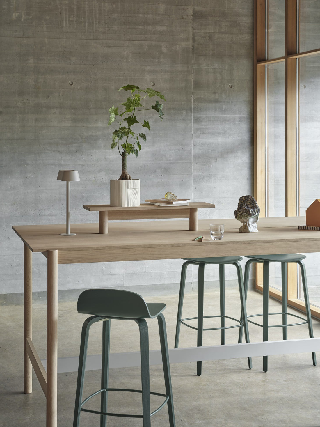 Visu Counter Stool - Stools - Muuto