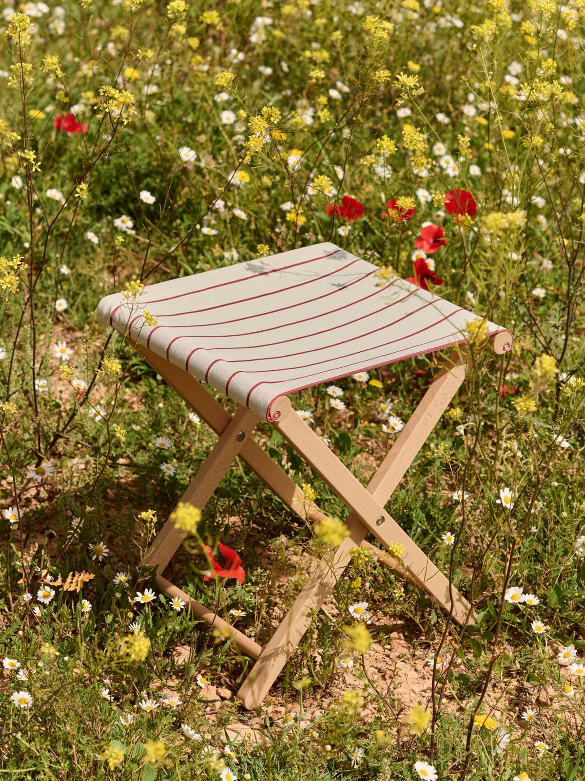 Outdoor Market Folding Stool – HAY – view 4