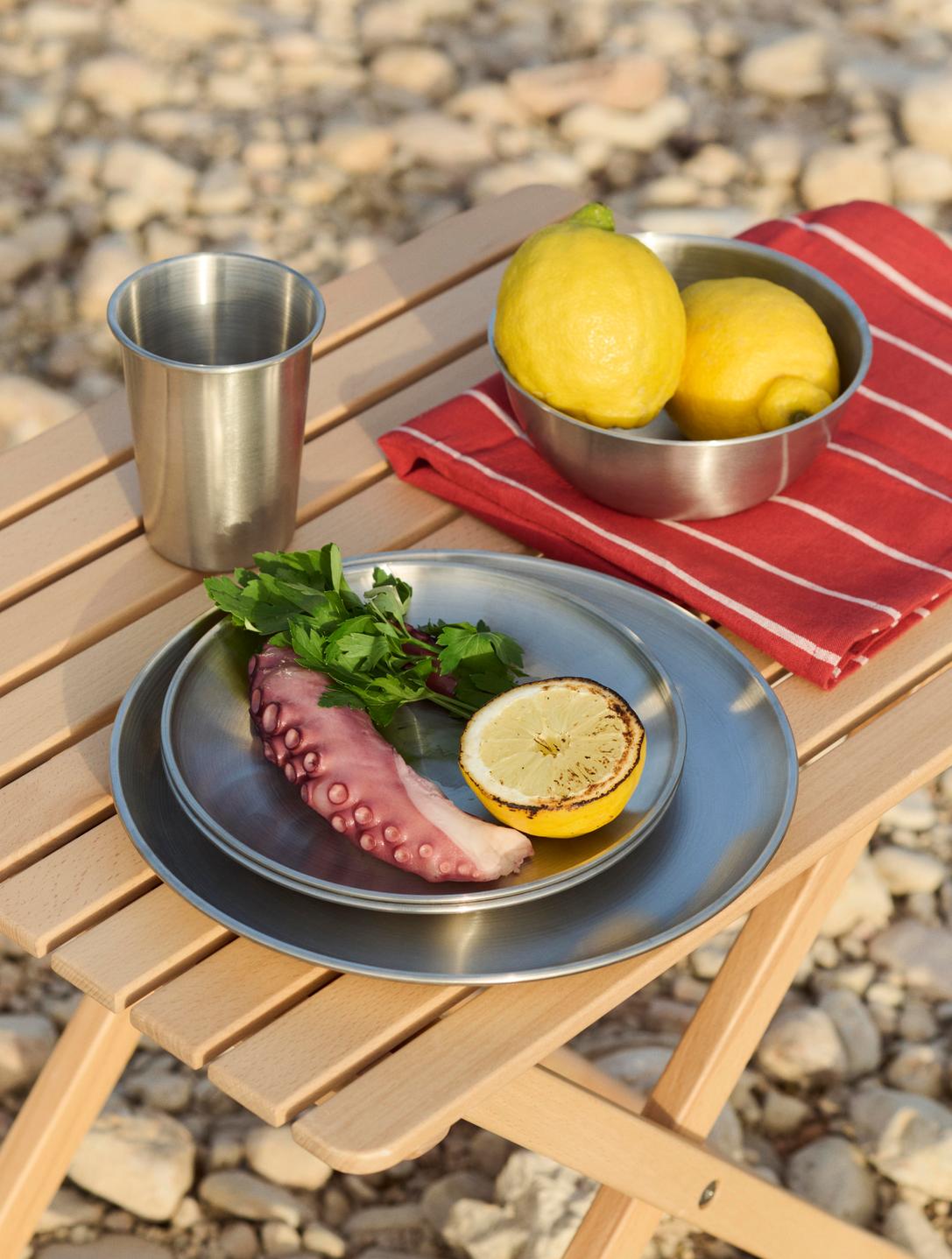 Outdoor Market Steel Plate – Set of 2