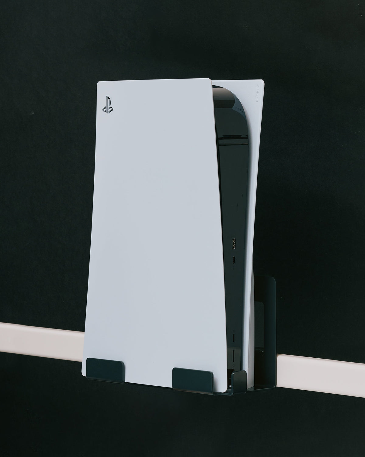 PS5 Mount - Pearl – Pedestal – view 2