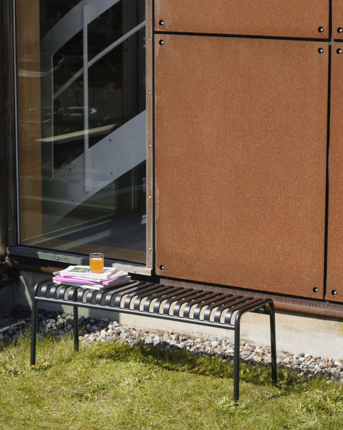 Palissade Bench – HAY – view 8