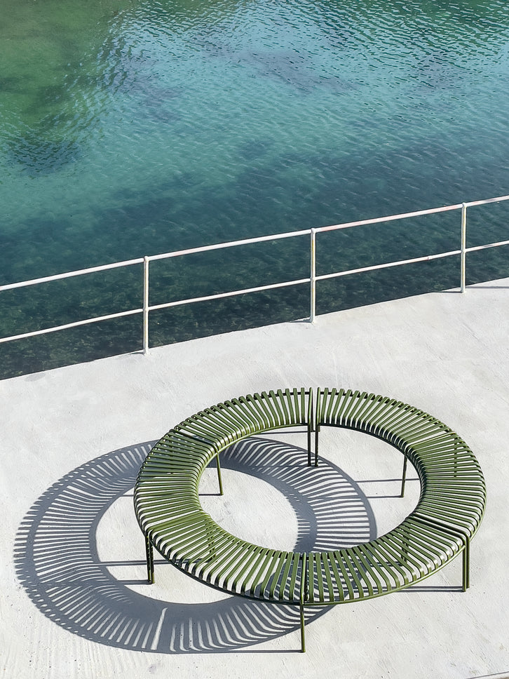Palissade Park Bench incl. Middle Leg – HAY – view 7