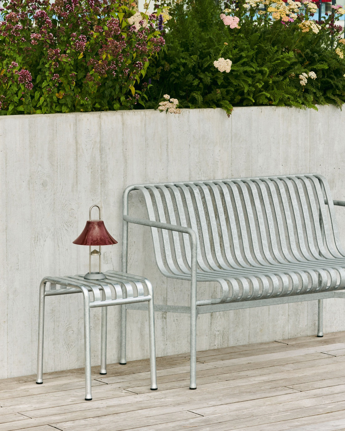 Palissade Dining Bench Armrest
