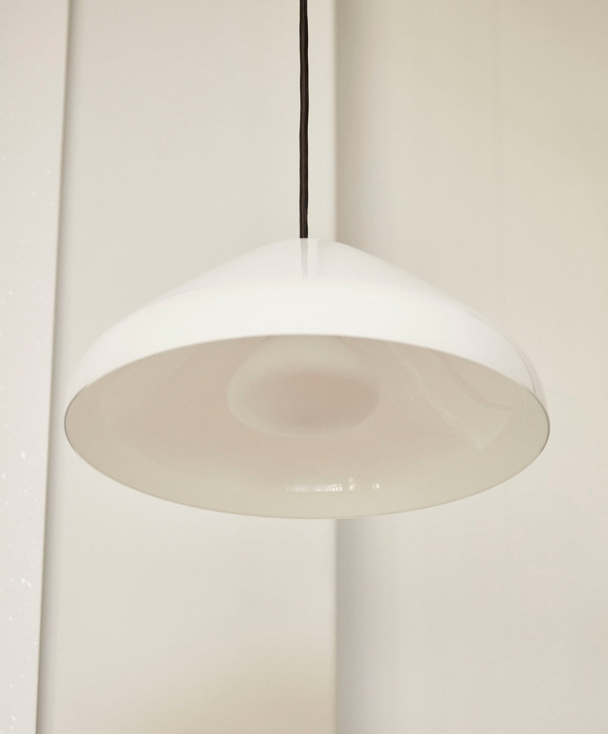 Pao Glass Pendant Light – HAY – view 4