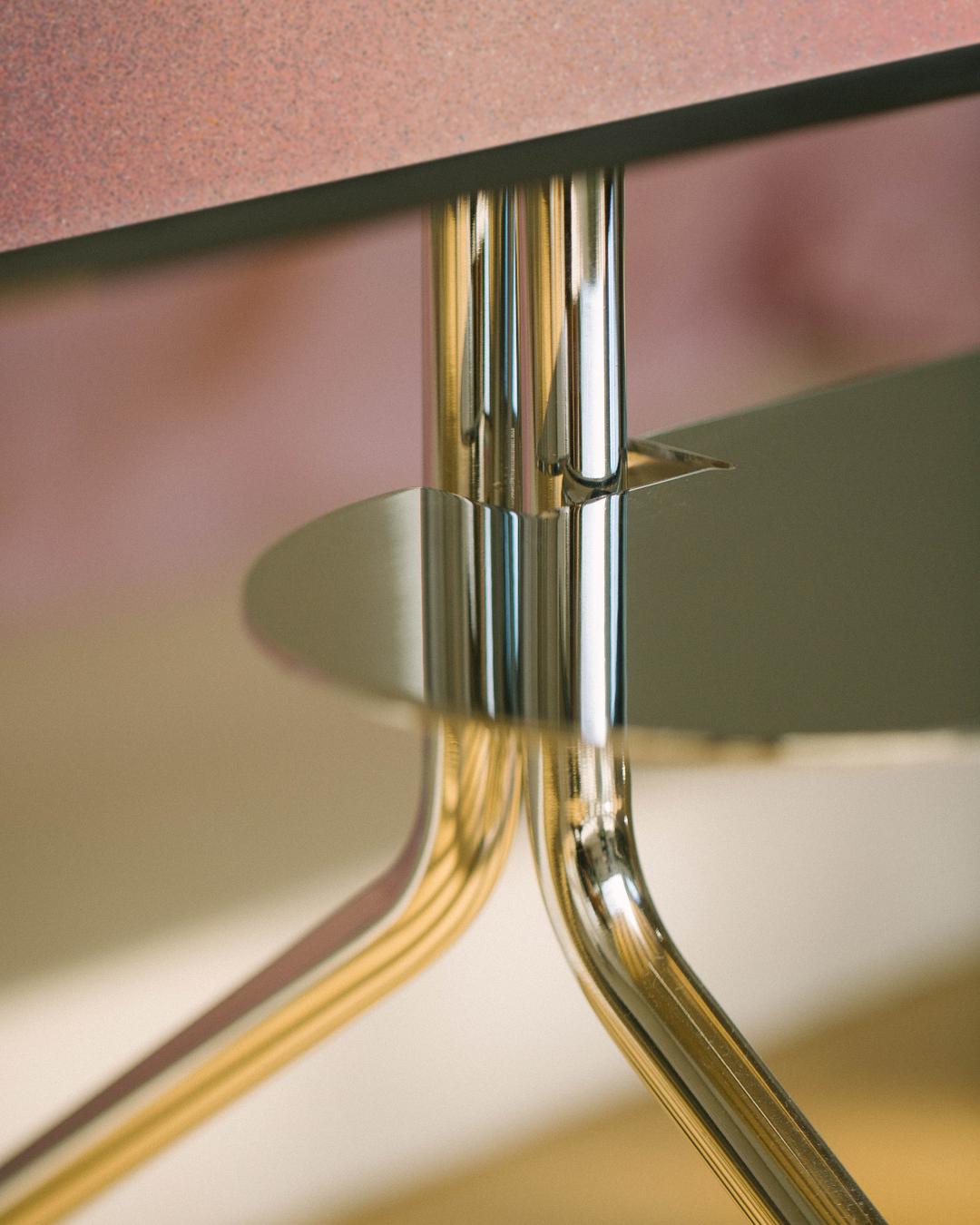 Moon Shelf - Chrome – Pedestal – view 4