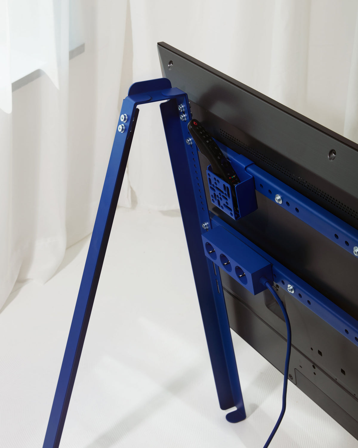 Power Bar 5 meters - Ultra Marine – Pedestal – view 4