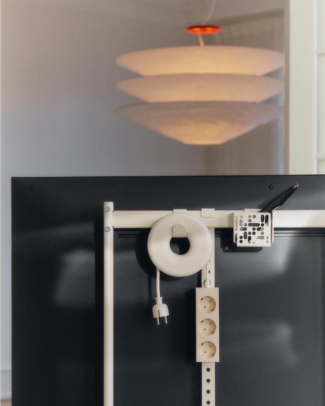 Remote Box Mount - Pearl – Pedestal – view 10