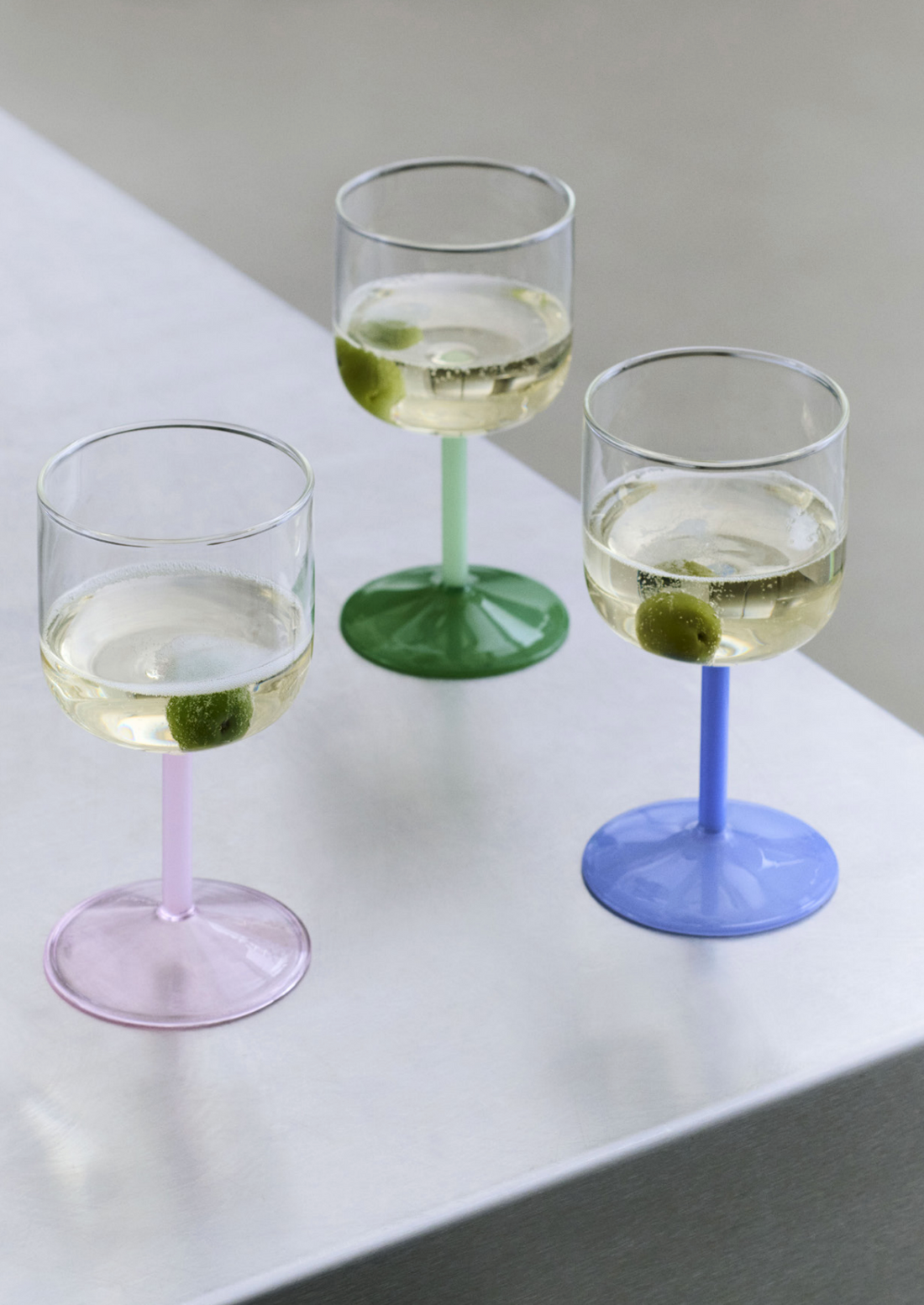 Tint Wine Glass Set
