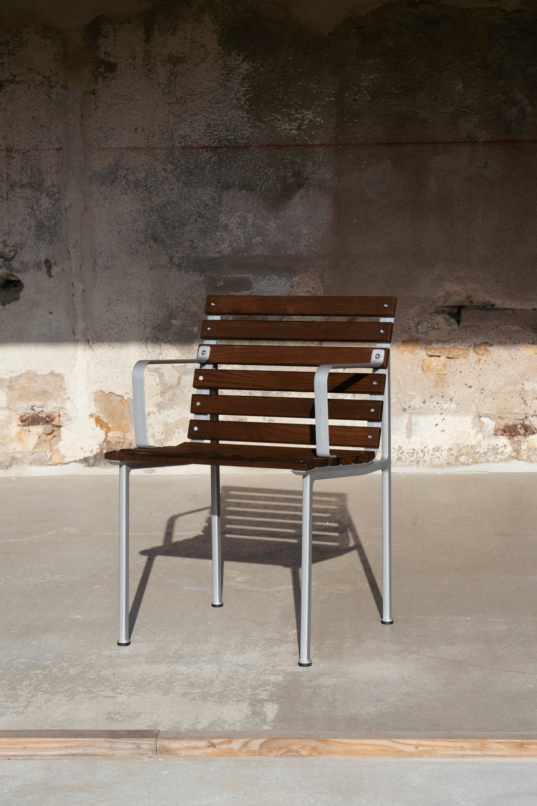 Traverse Armchair