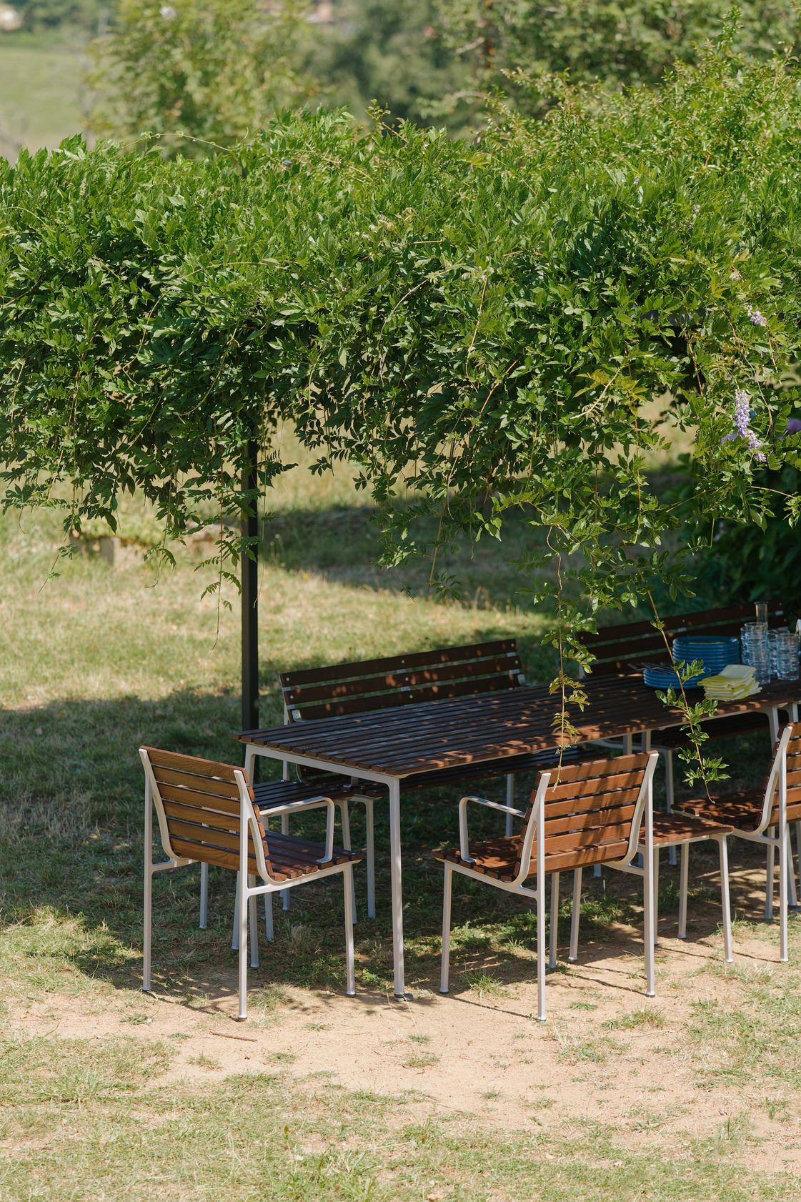 Traverse Table – HAY – view 4