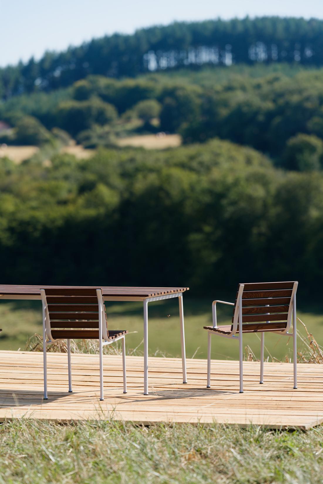 Traverse Table – HAY – view 7