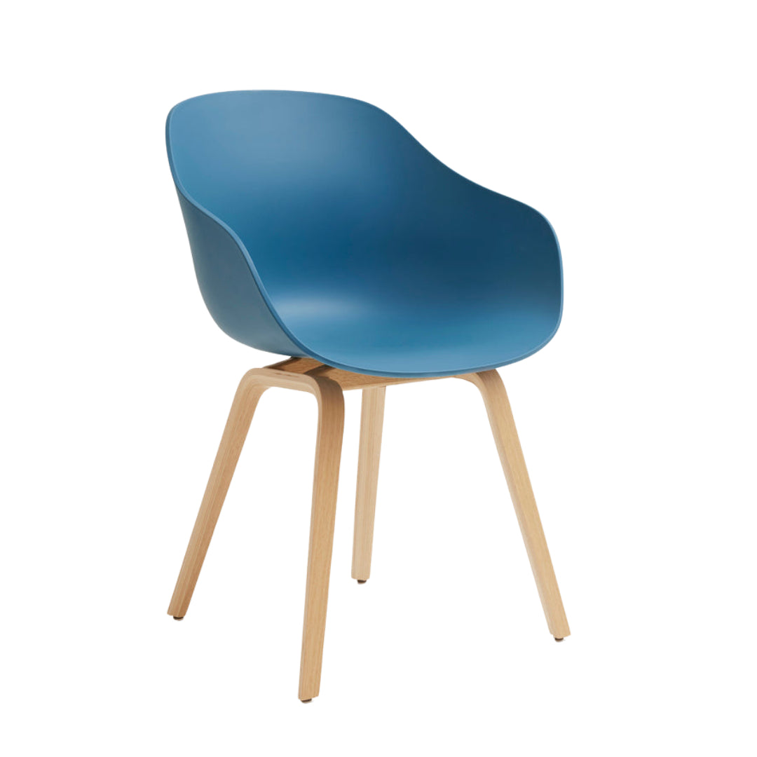 About A Chair AAC 222 – HAY