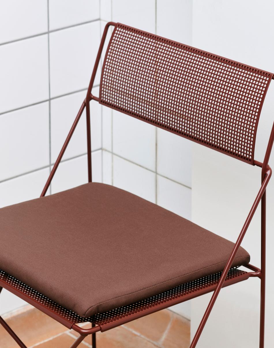 X-Line Cushion – HAY – view 3