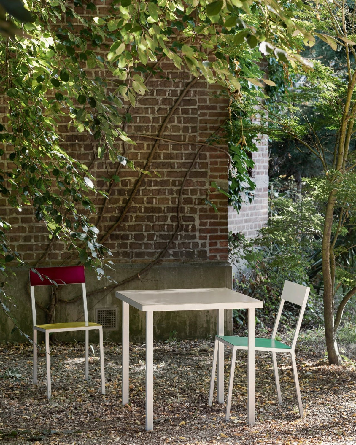 Alu Dining Table S - Beistelltisch - Valerie Objects – view 4