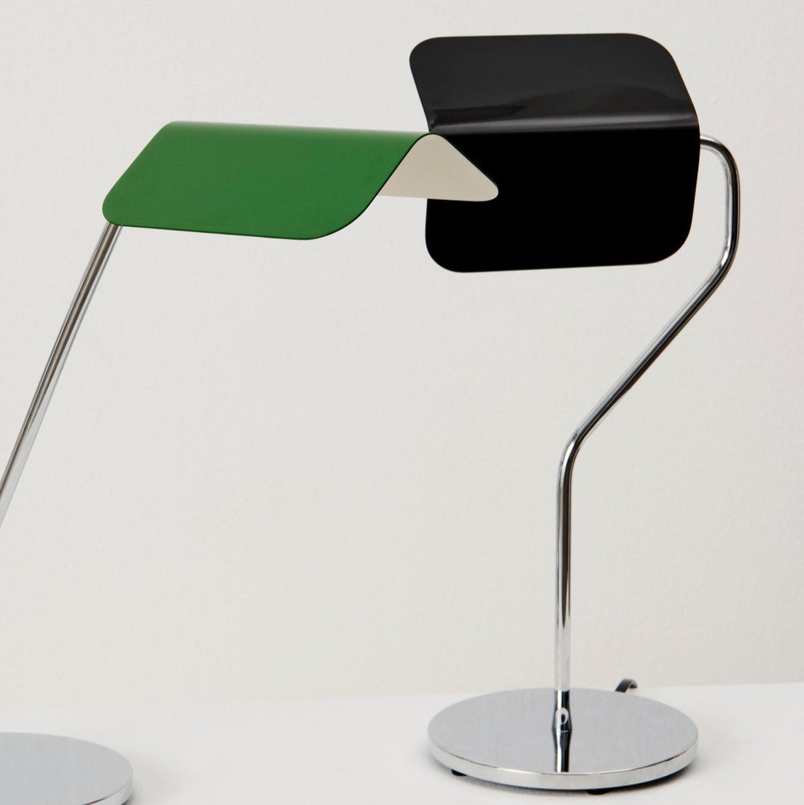 Apex Table Lamp - Tischlampe - HAY