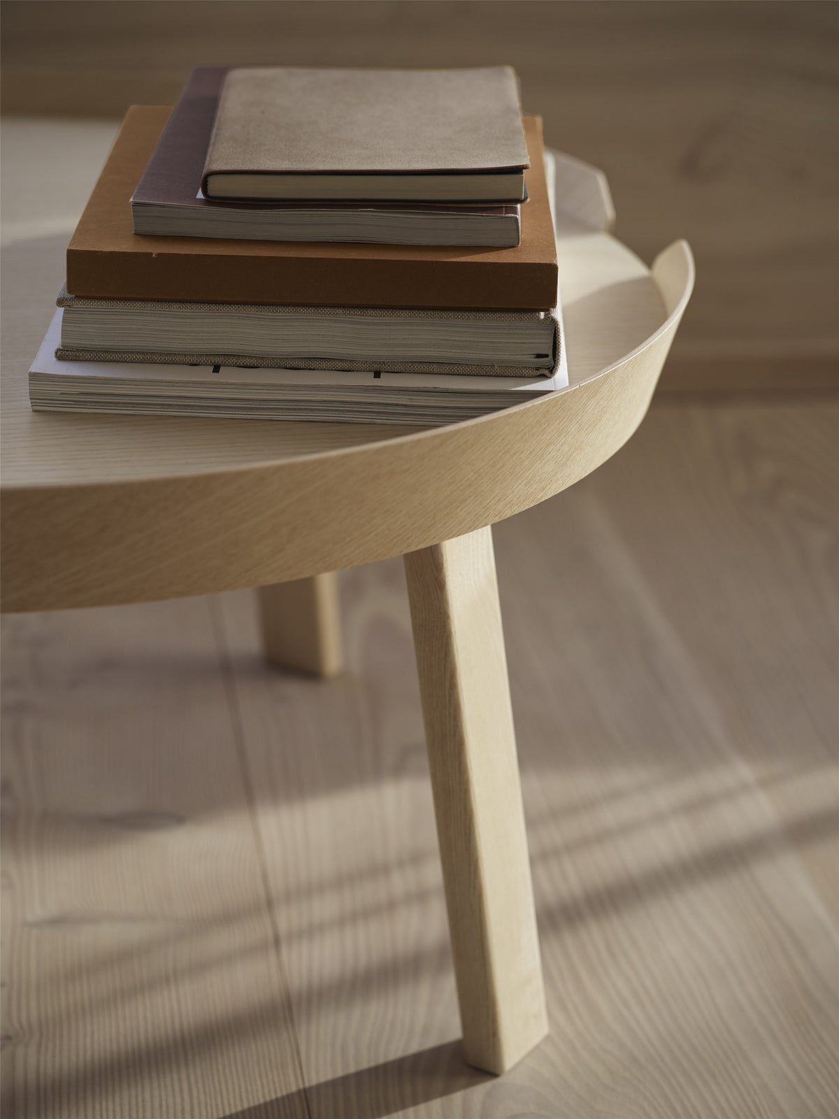 Around Couchtisch – Muuto – Ansicht 14
