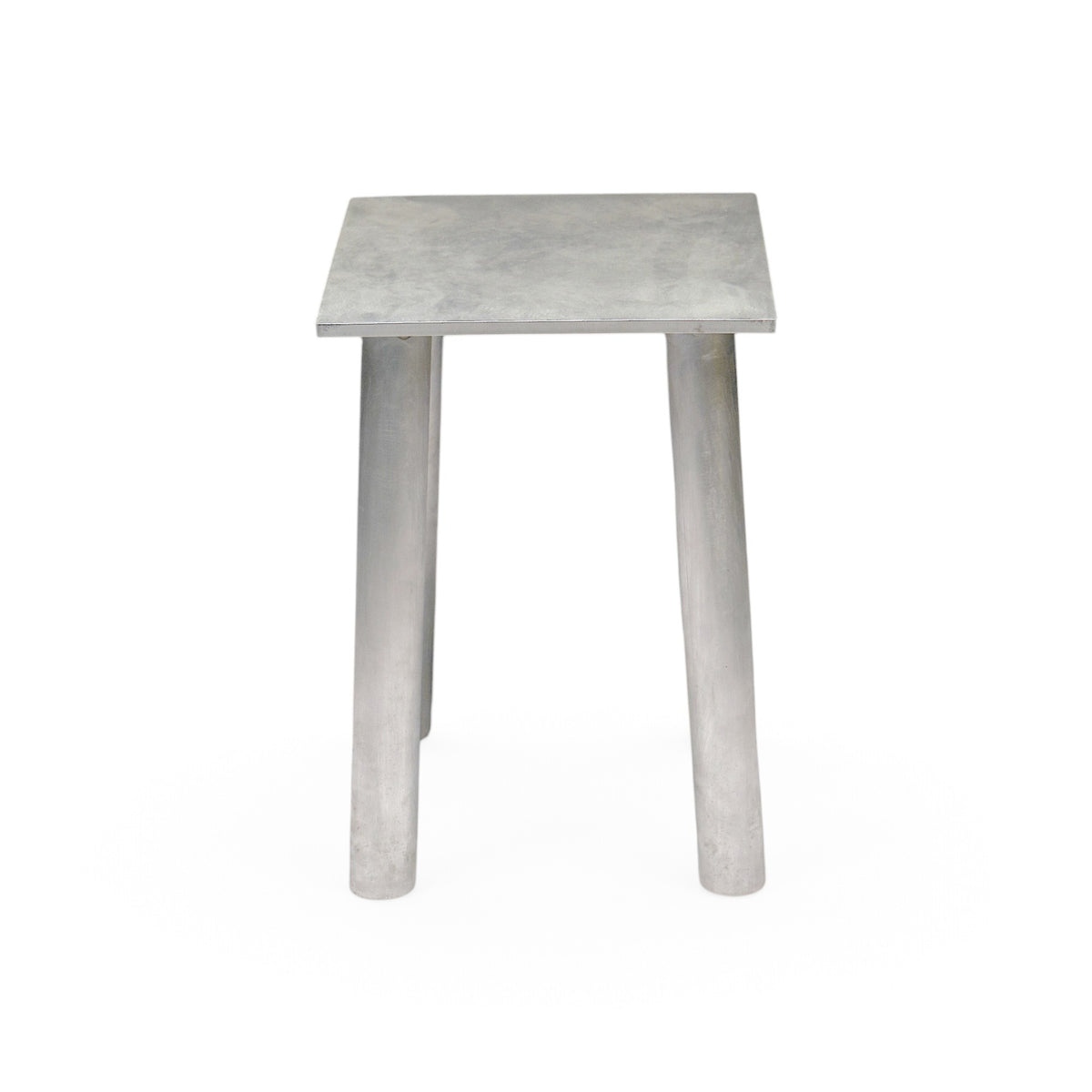 P-L 02 Hocker – NIKO JUNE