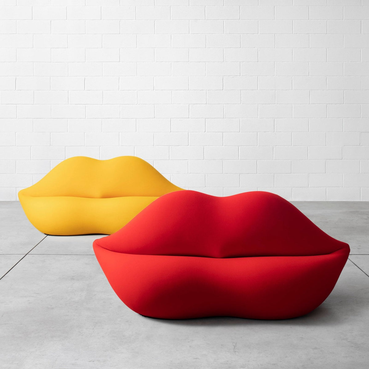 Bocca Unlimited Sofa - Red 011 - Sofas - Gufram