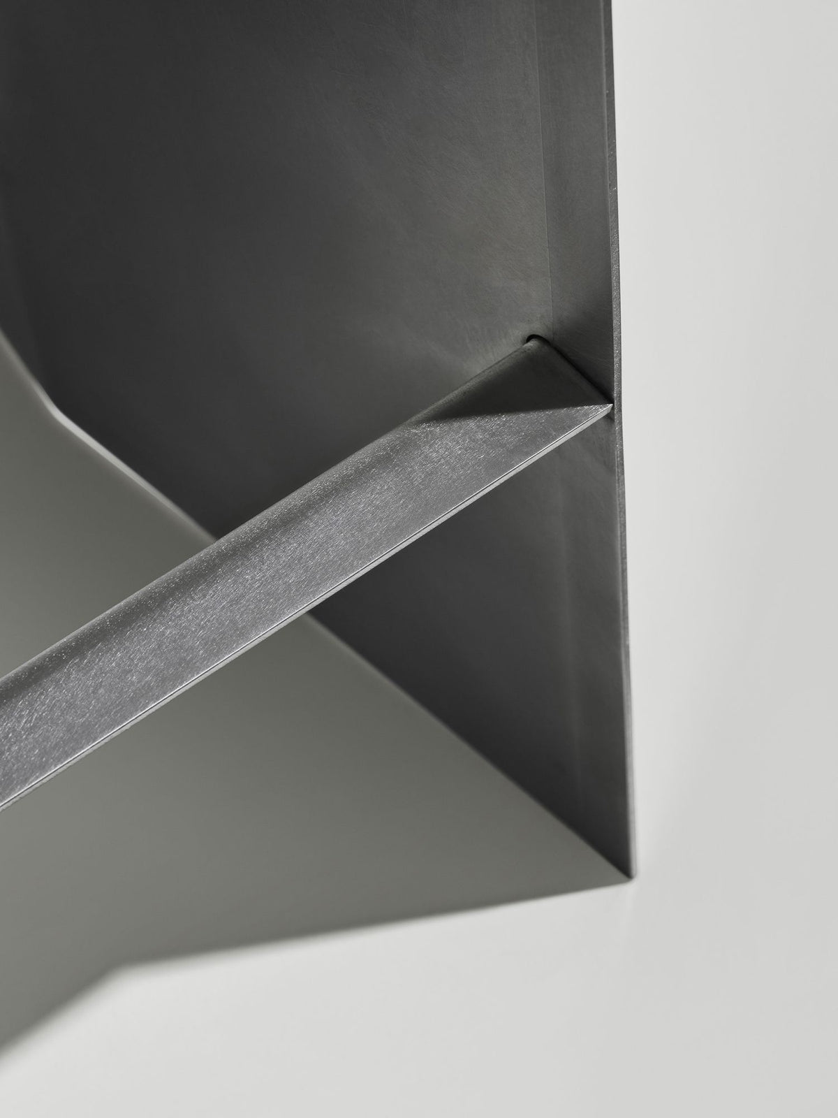 Camber Bar Stool – Paul Coenen – view 3