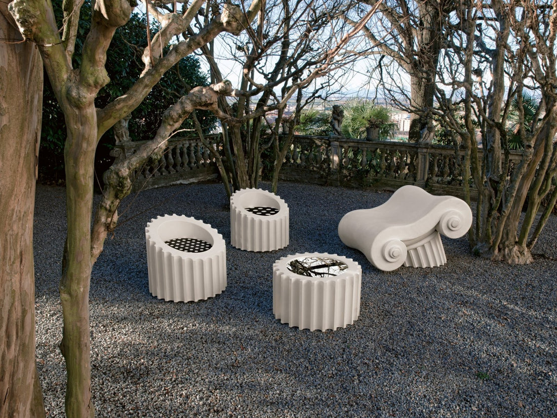 Capitello Seat