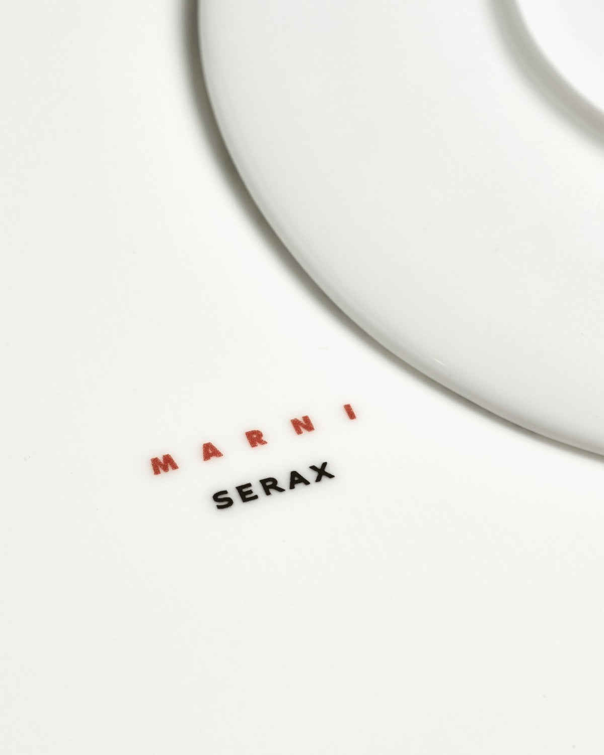 Cappuccino Cup with Saucer 2 - Set Giftbox - Anemone Milk Midnight Flowers - Geschirr - Serax x Marni
