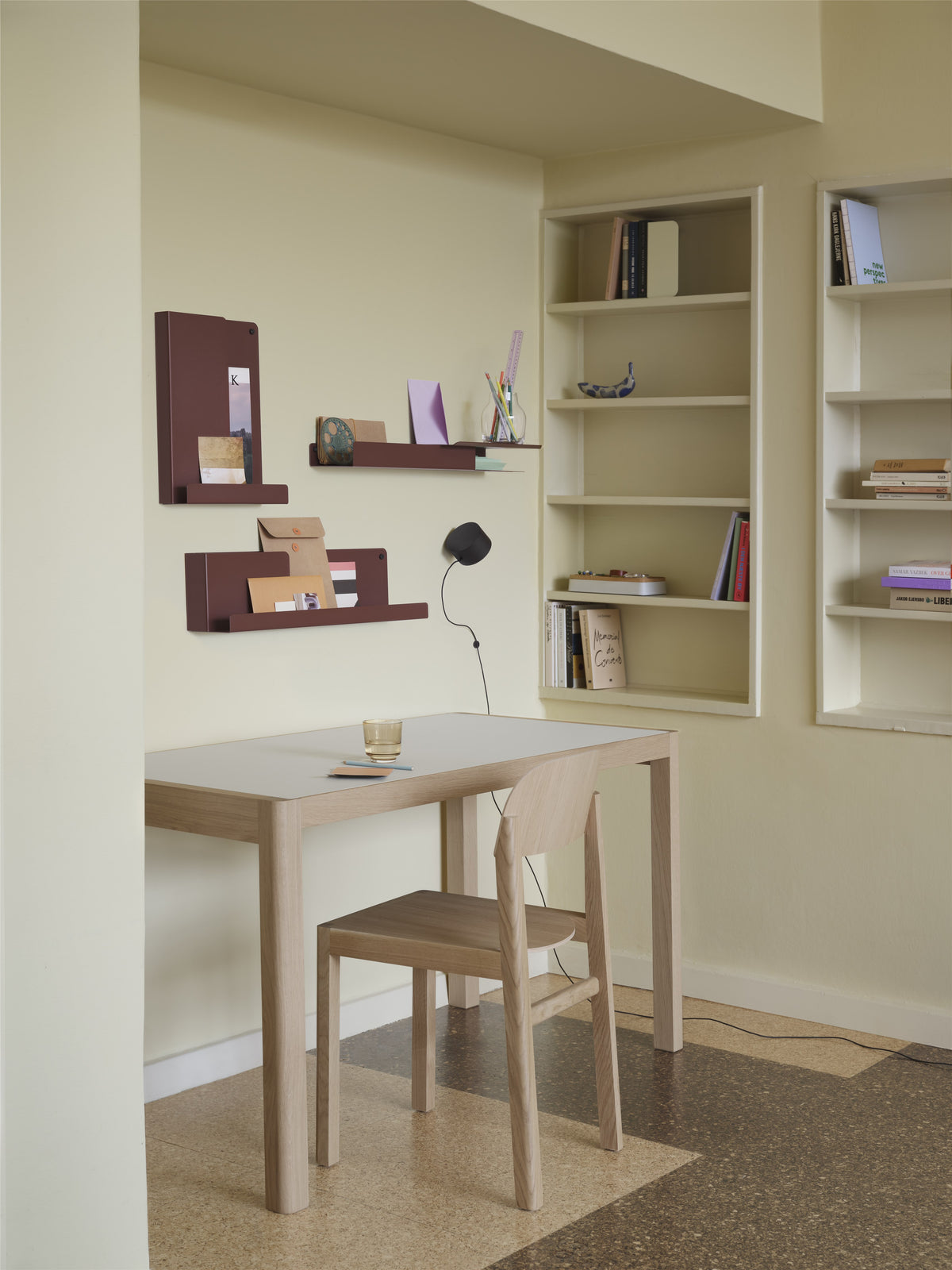 Post Wall Lamp – Muuto – view 4