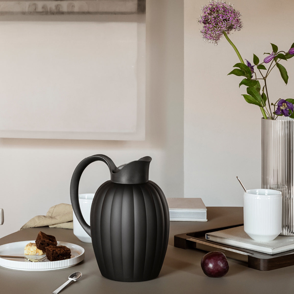 Bernadotte - Thermo Jug 1 L, Midnight Black