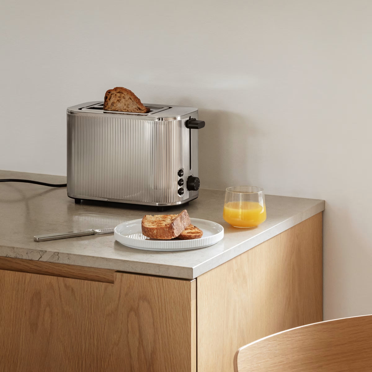 Bernadotte - Toaster - Stainless Steel – Georg Jensen – view 6