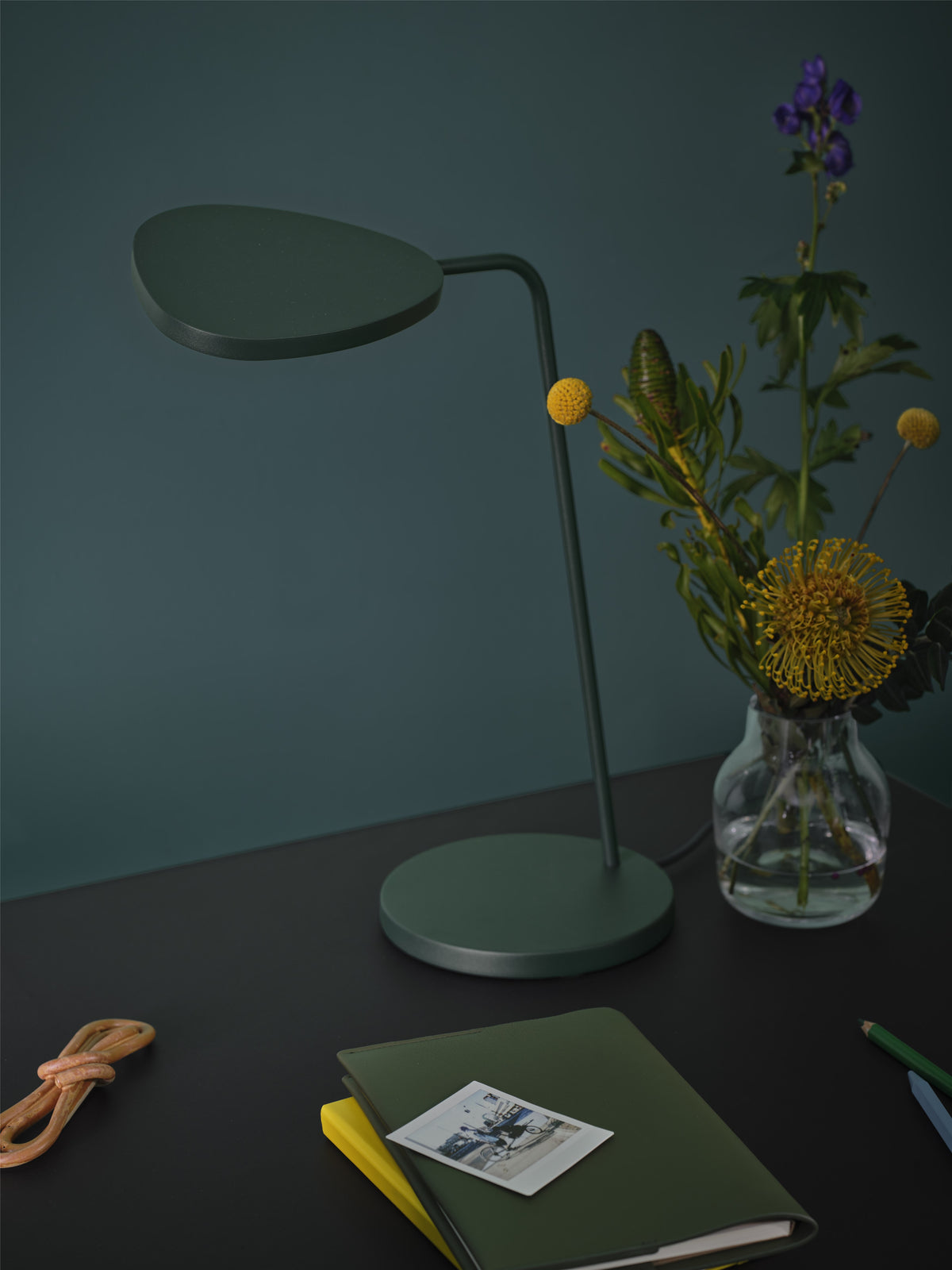 Leaf Tischleuchte – Muuto – Ansicht 9