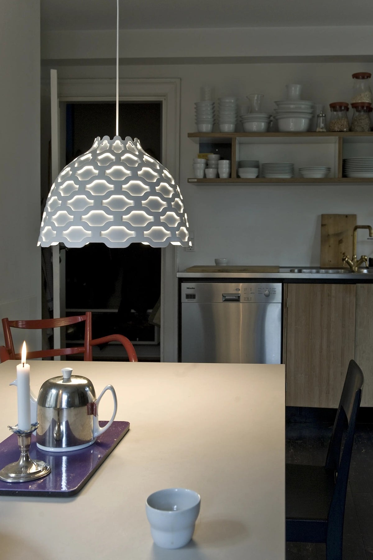 LC Shutters Pendant Lamp – Louis Poulsen – view 4