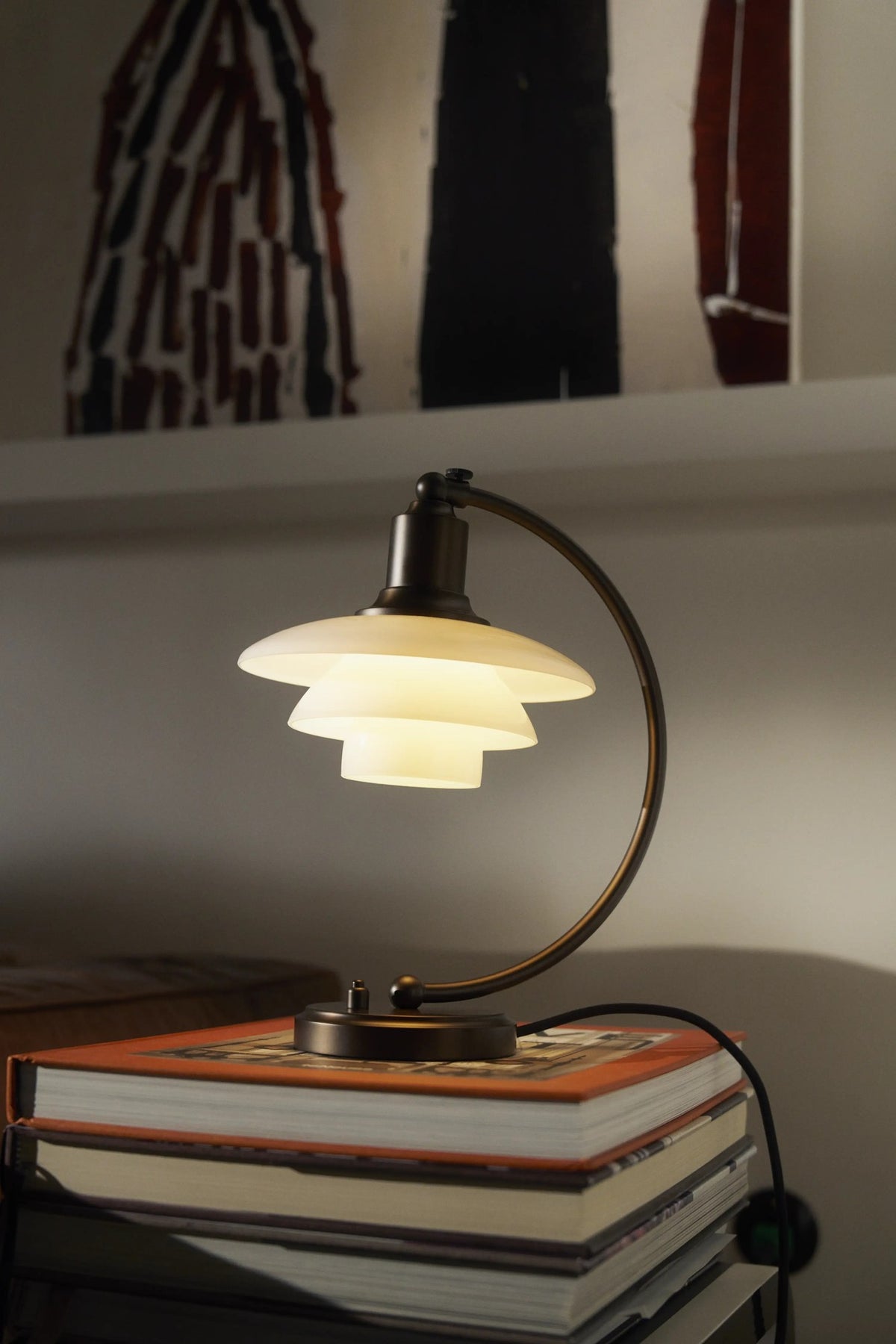 PH 2/2 Luna Aged Brass Opal Table Lamp – Louis Poulsen – view 3