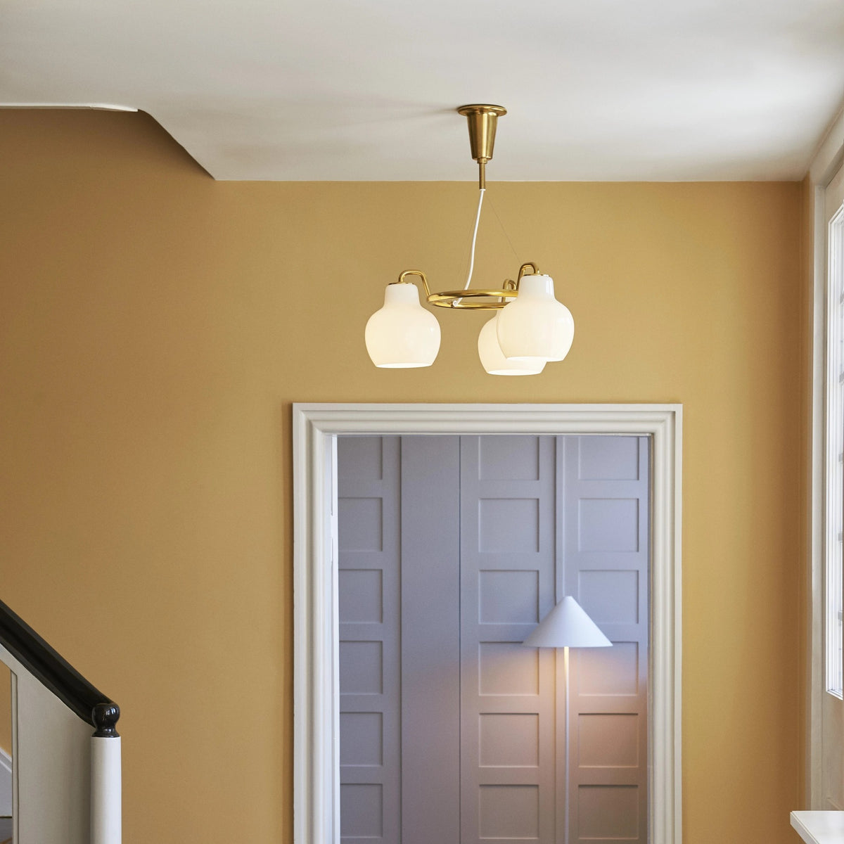 VL Ring Crown 3-5-7 Pendant Lamp – Louis Poulsen – view 8