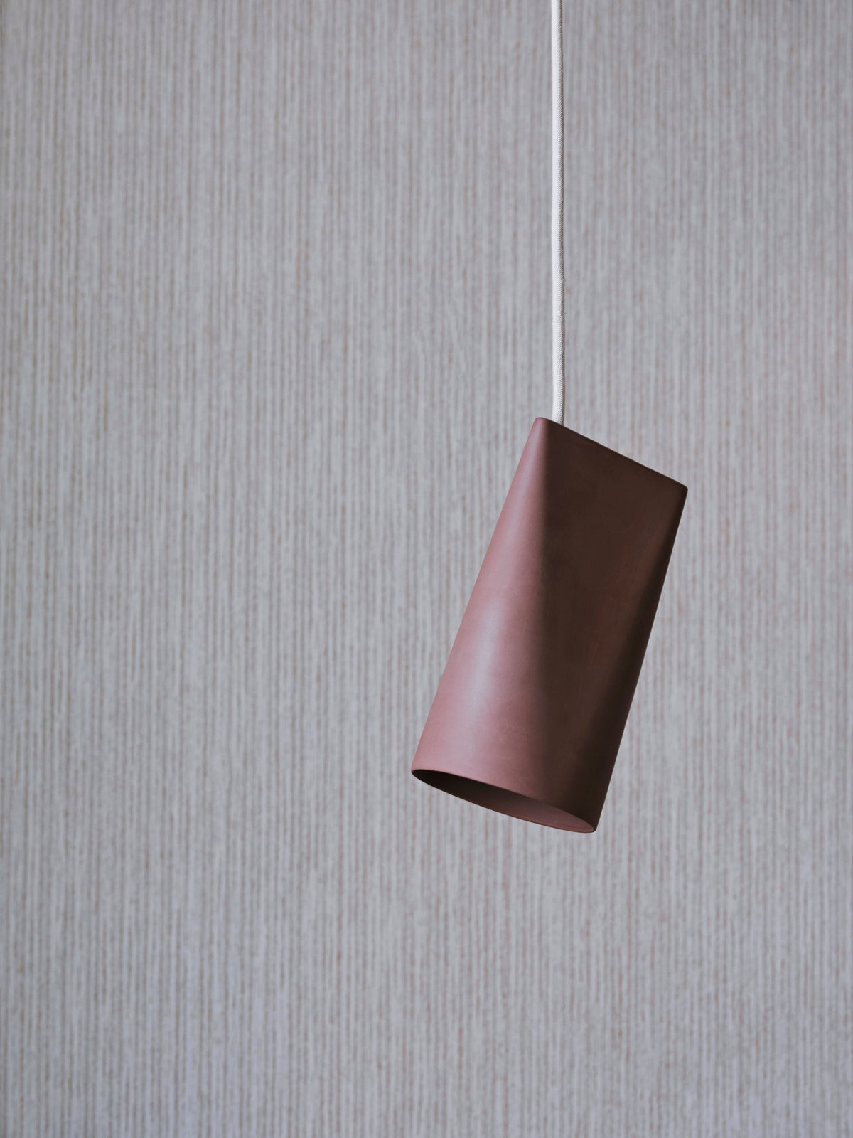 Ceramic Pendelleuchte – Schmal – MOEBE – Ansicht 21