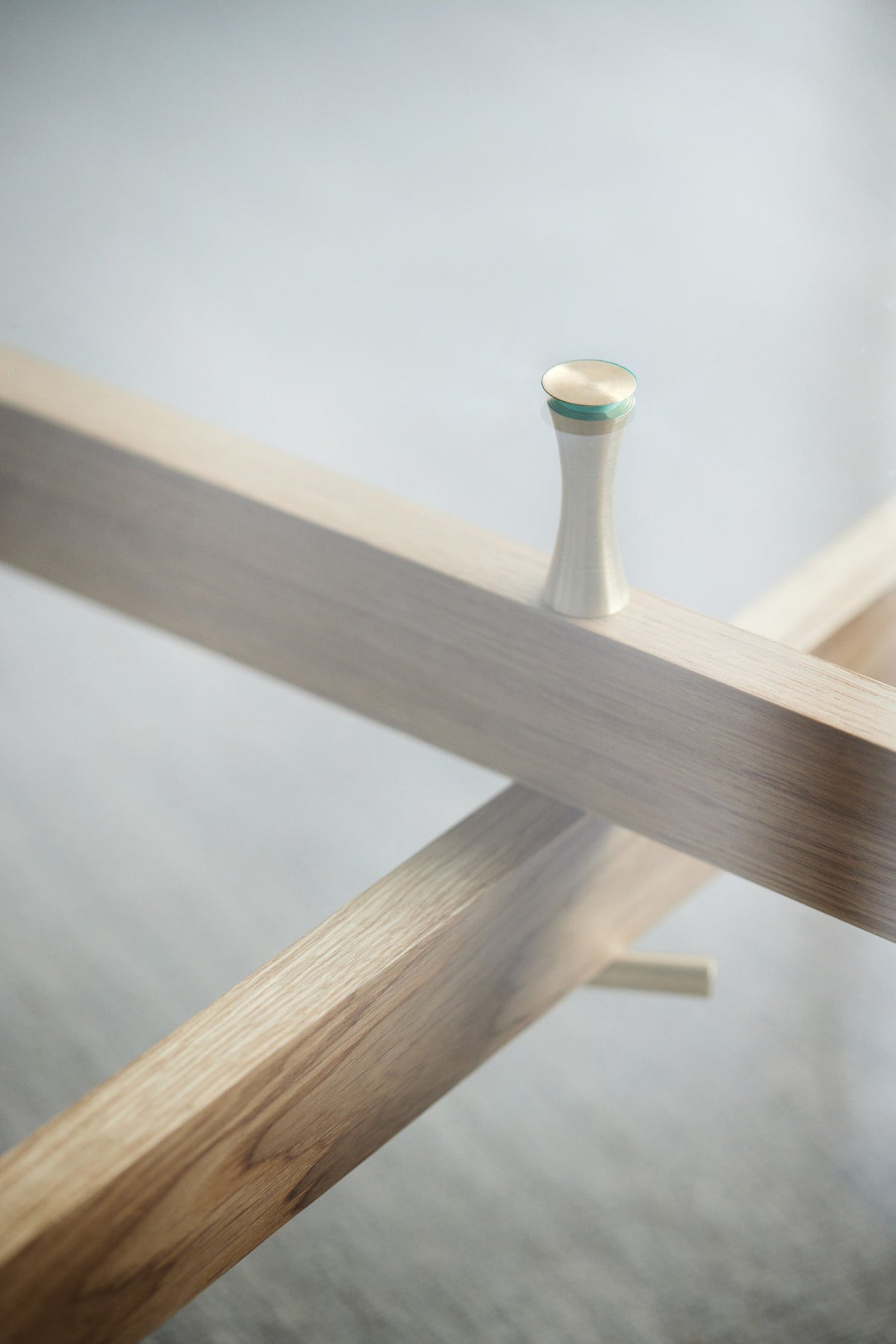 Round Coffee Table – MOEBE – view 4