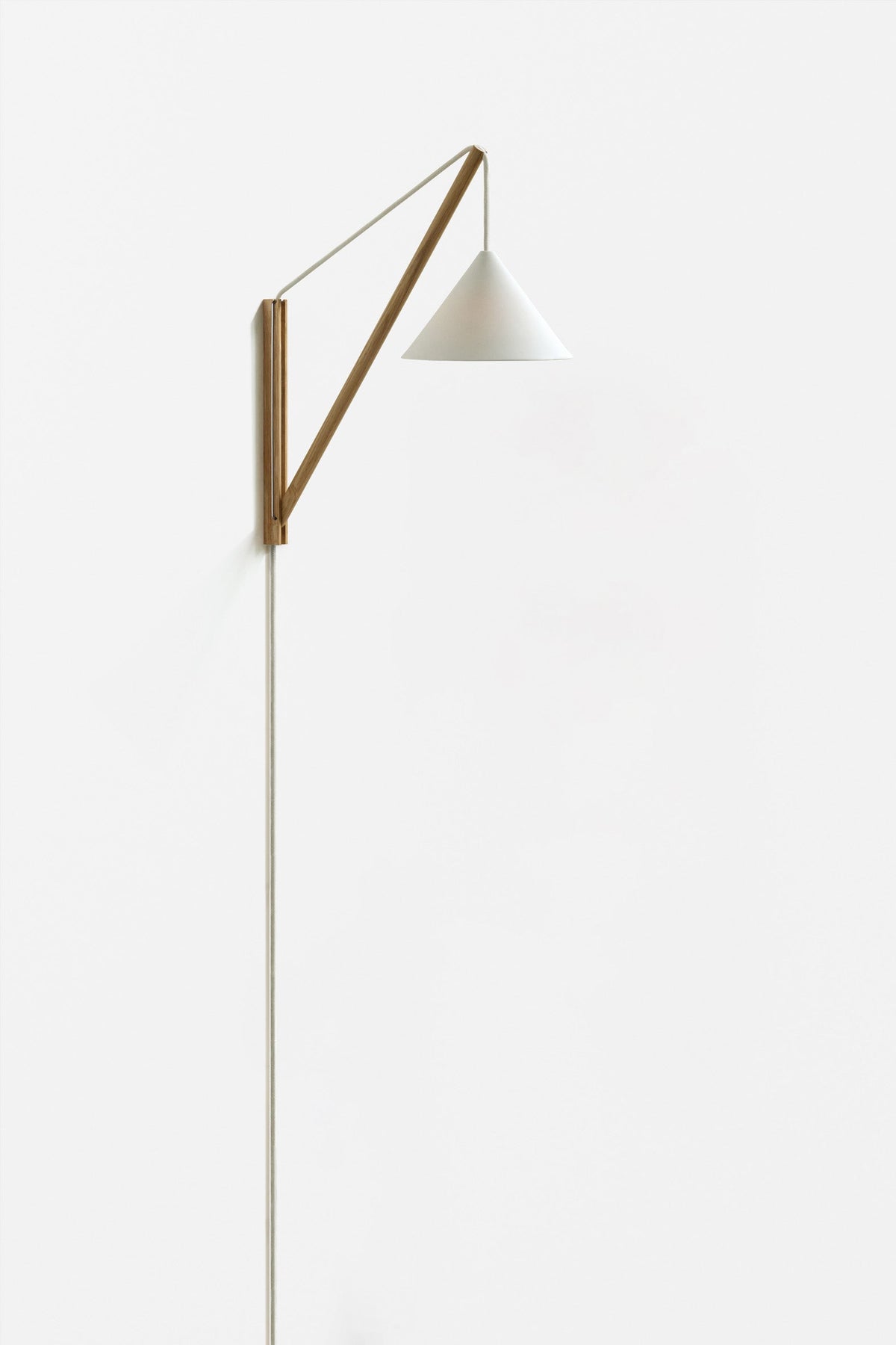 Suspended Wandleuchte – MOEBE – Ansicht 9