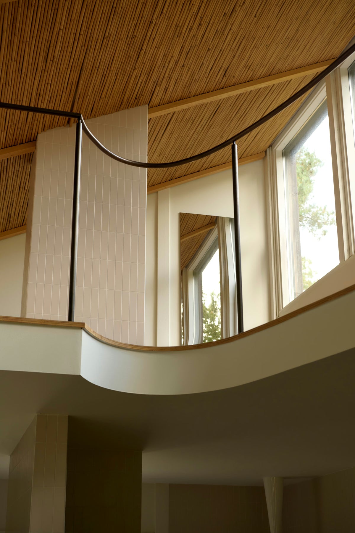 Pleat Mirror – Muuto – view 4