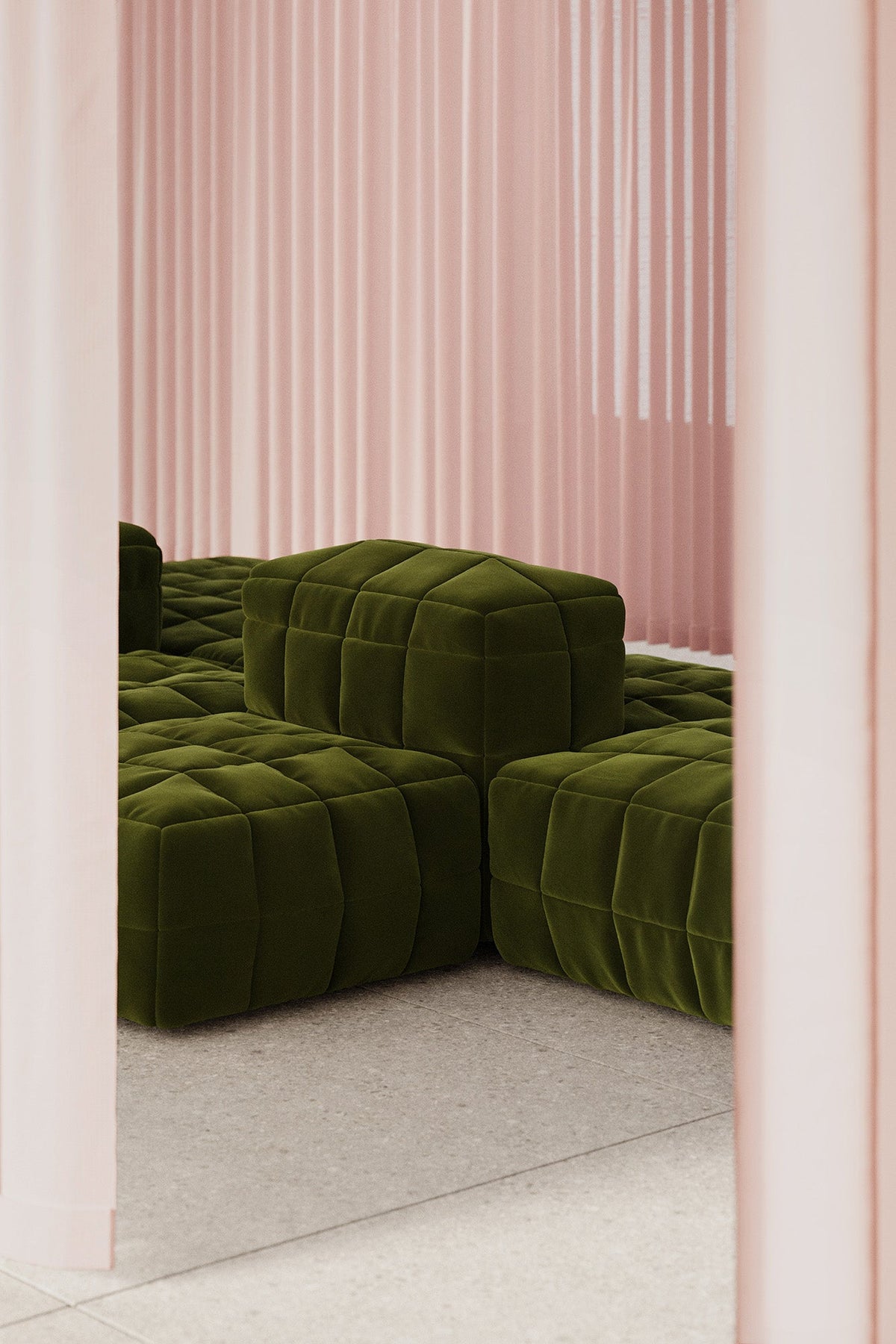 HENN SOFA Design 08 – OBJEKTE UNSERER TAGE – view 4
