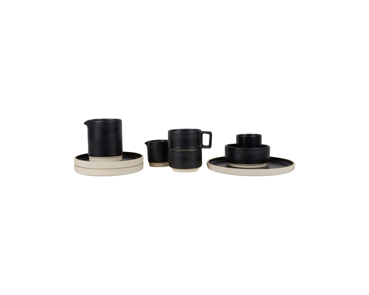 Otto Ceramic Plate Set of Two – Black – Large – Frama – view 3
