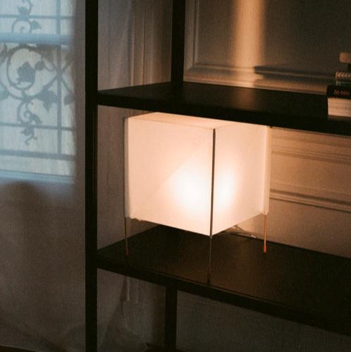 Paper Cube Table Lamp - Tischlampe - HAY