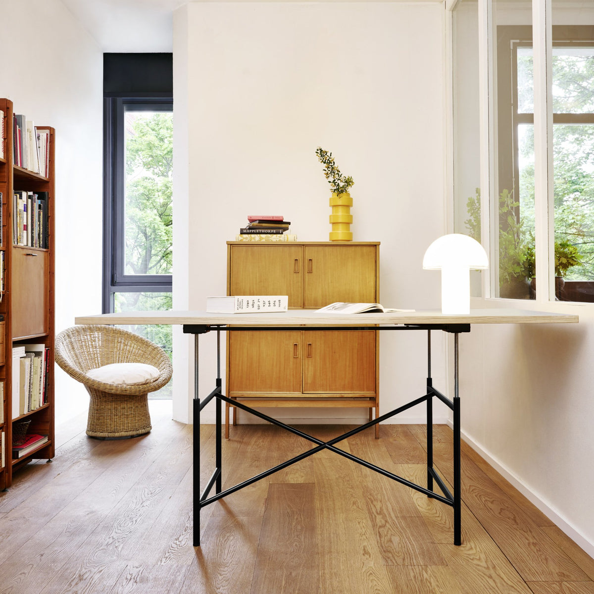 Eiermann 2 M Table – Mechanical Height-Adjustable – Richard Lampert – view 11